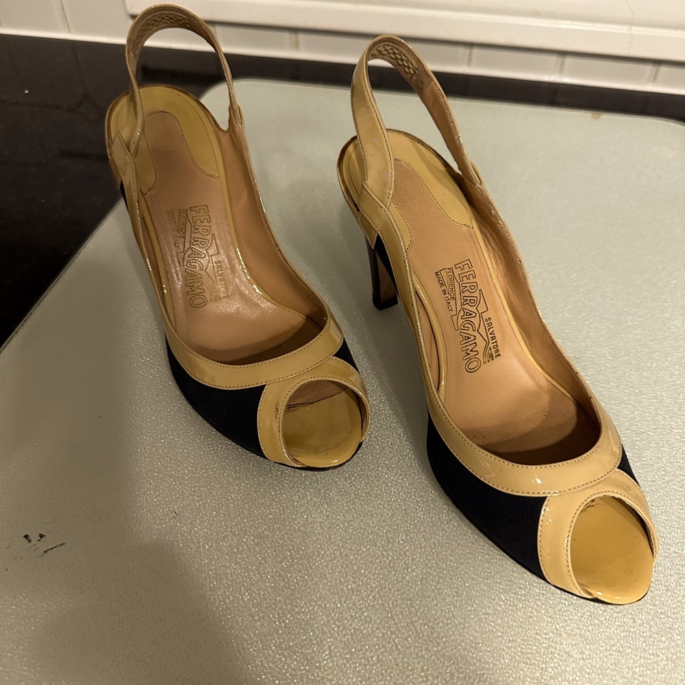 Ferragami sz 7